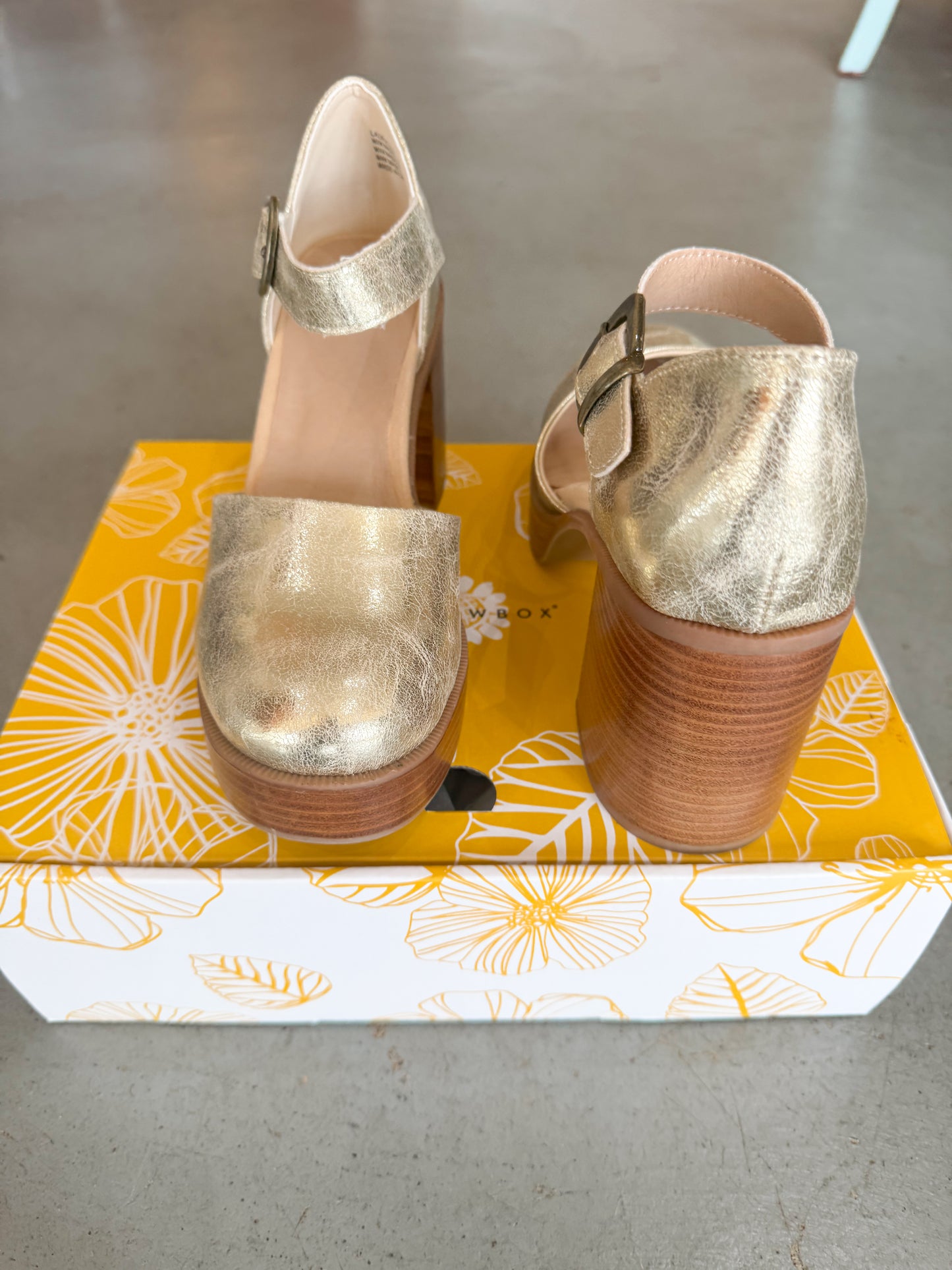 Lauralyn Platform Clog