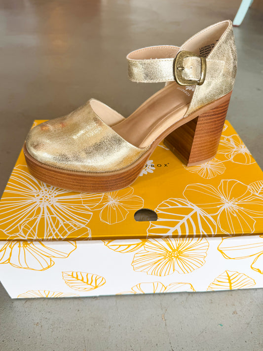 Lauralyn Platform Clog