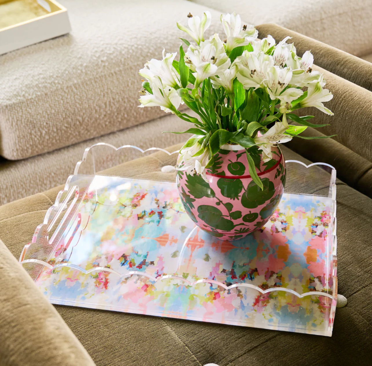 Brooks Avenue Scalloped Tray Large