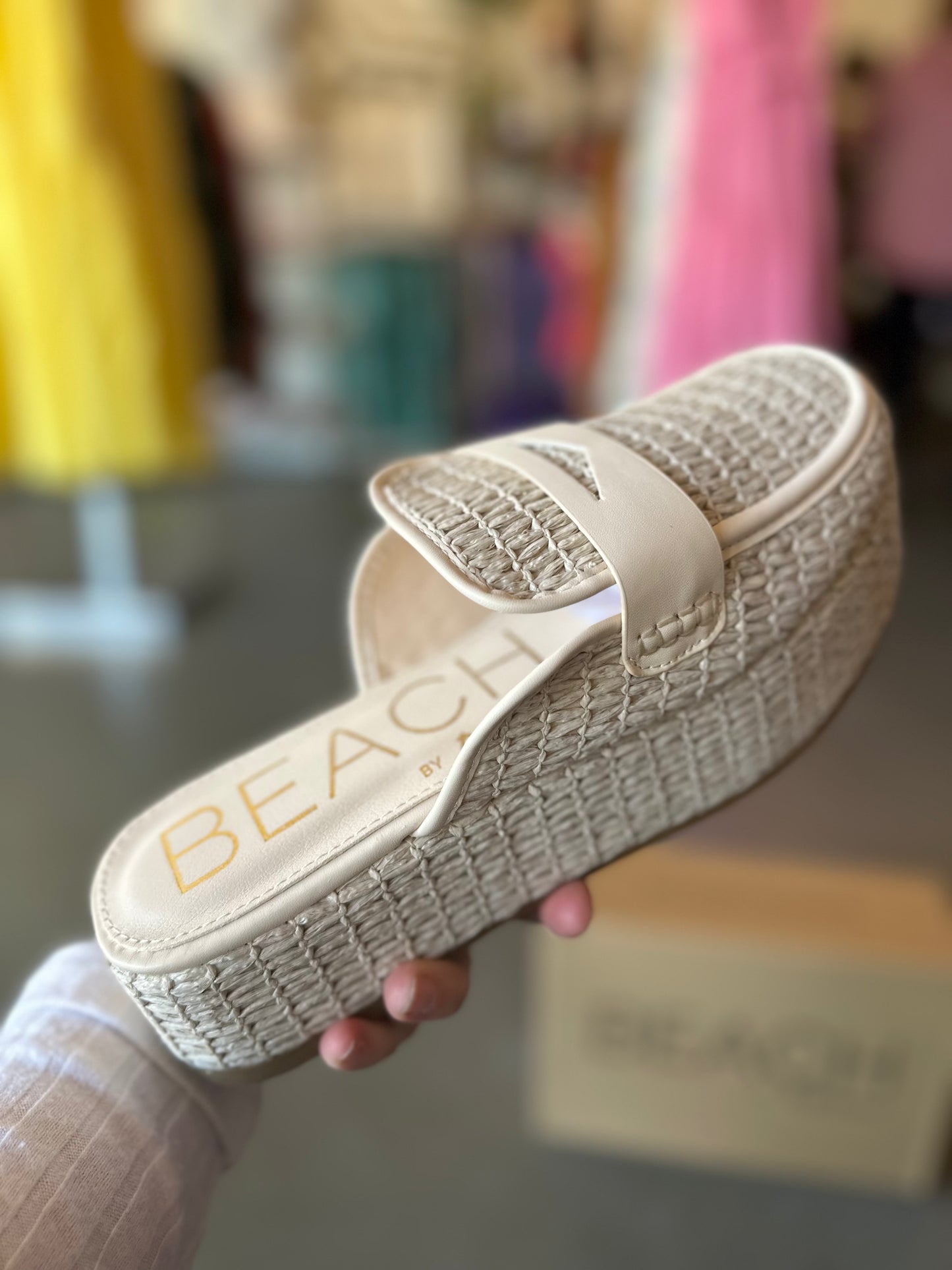 Wren natural slide- Matisse