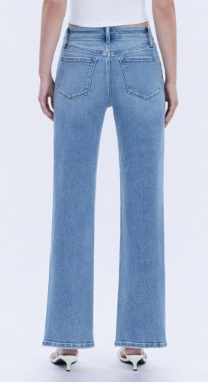Distressed Light Wash Jean