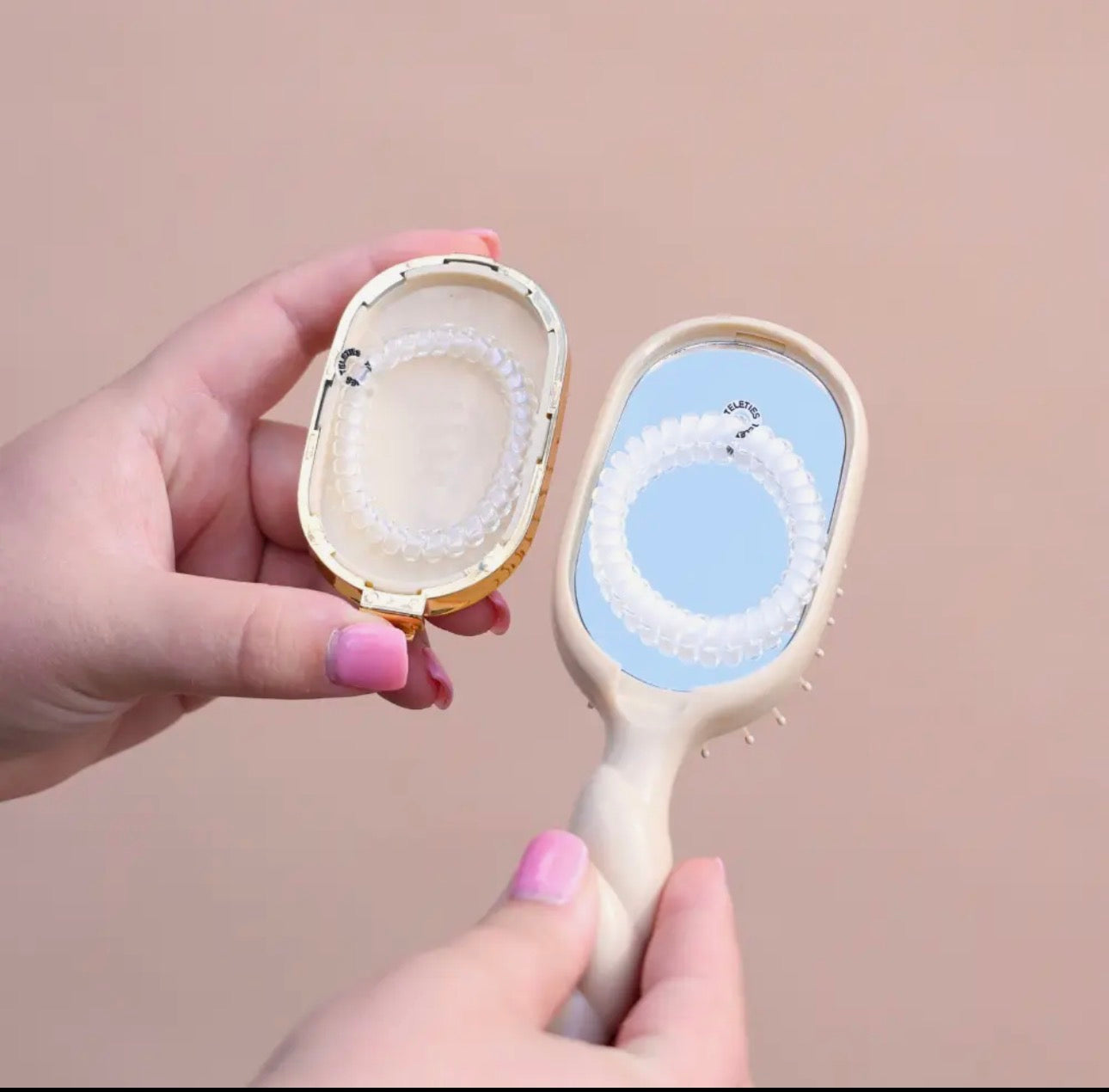 Teletie Mini Detangler Hair Brush