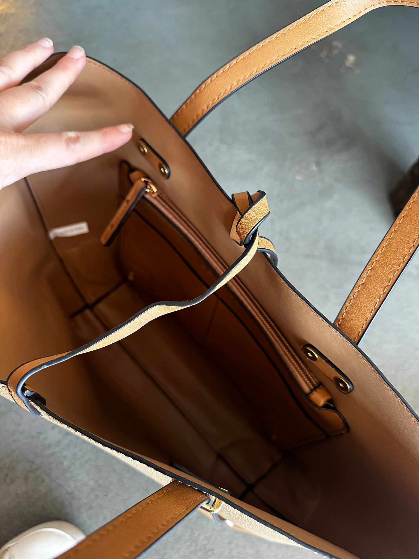 Tan tote bag