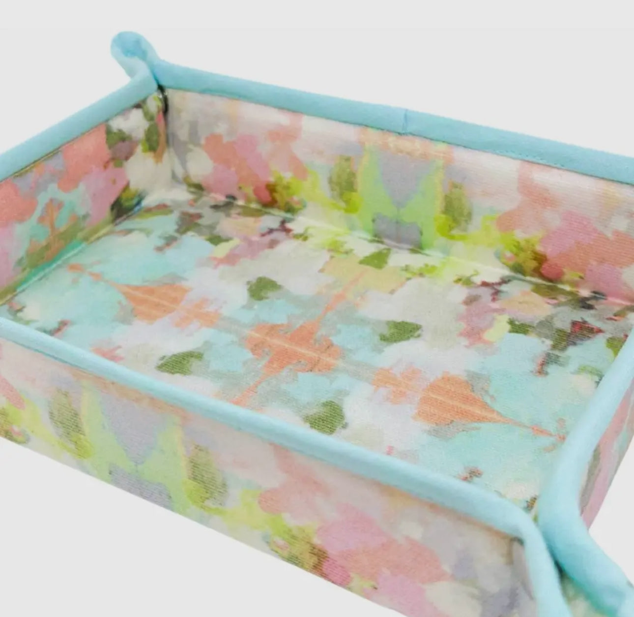 Brooks Avenue Snap Tray