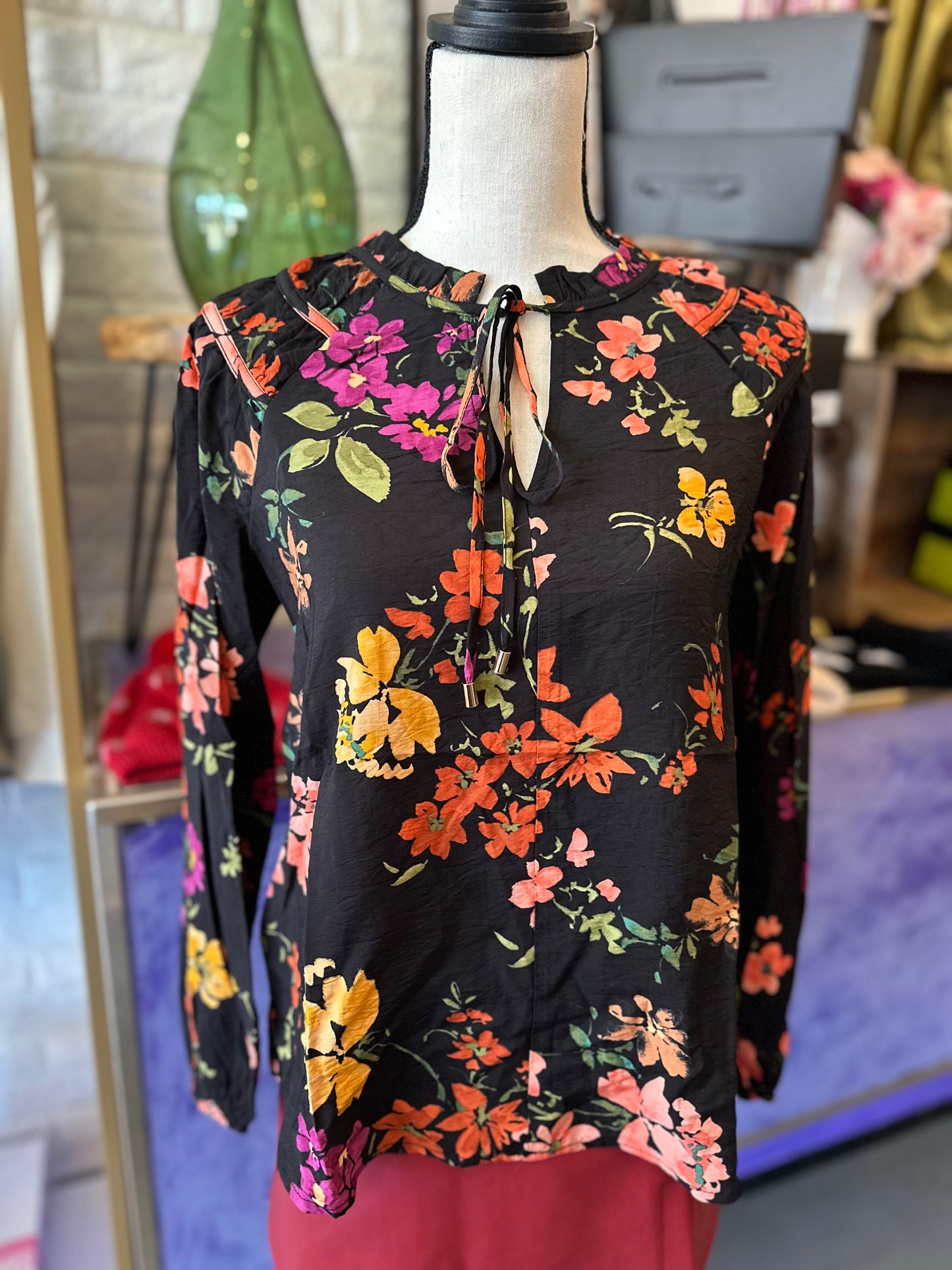 Black floral print long sleeve