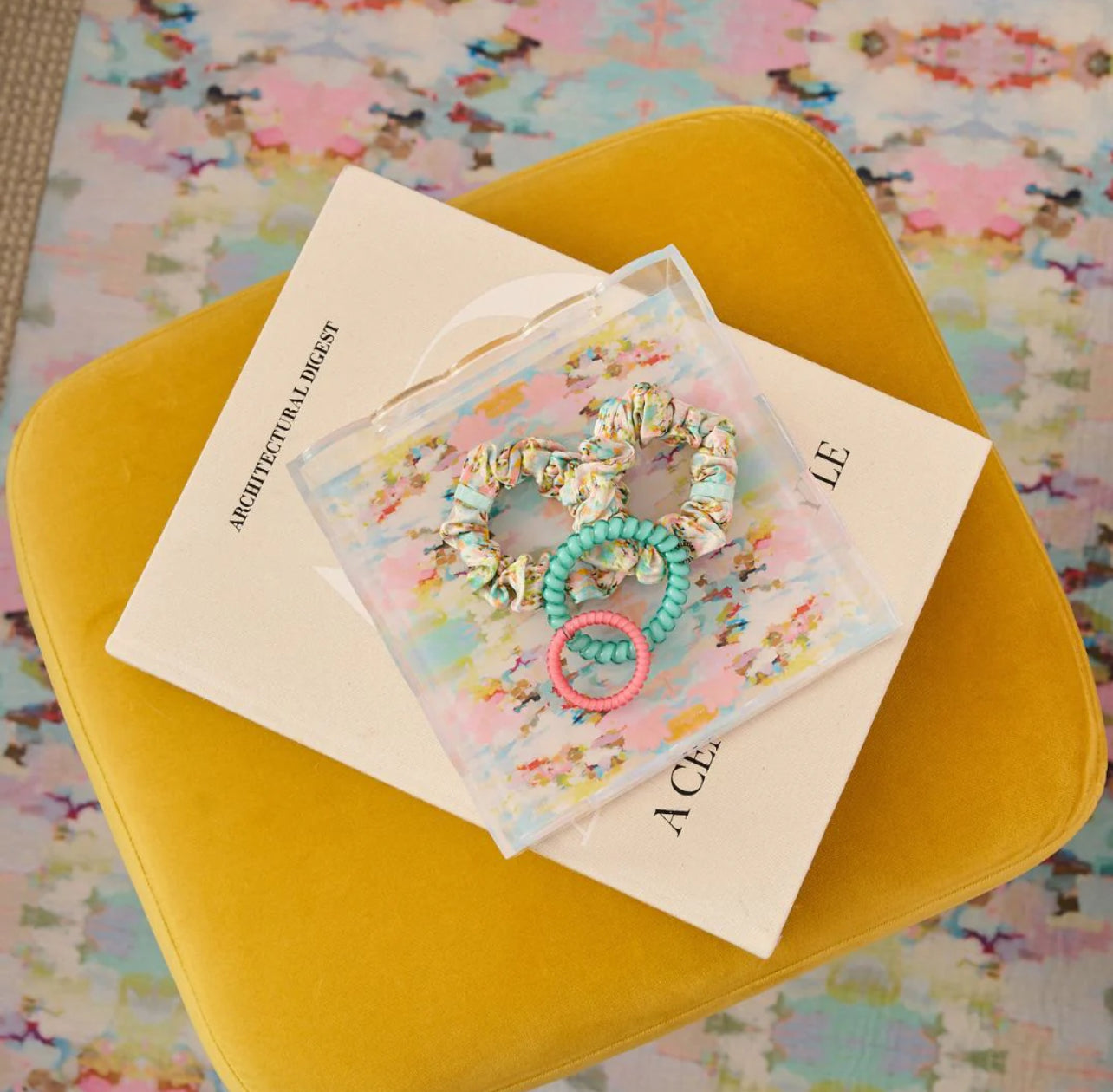 Brooks Avenue Scalloped Tray Small