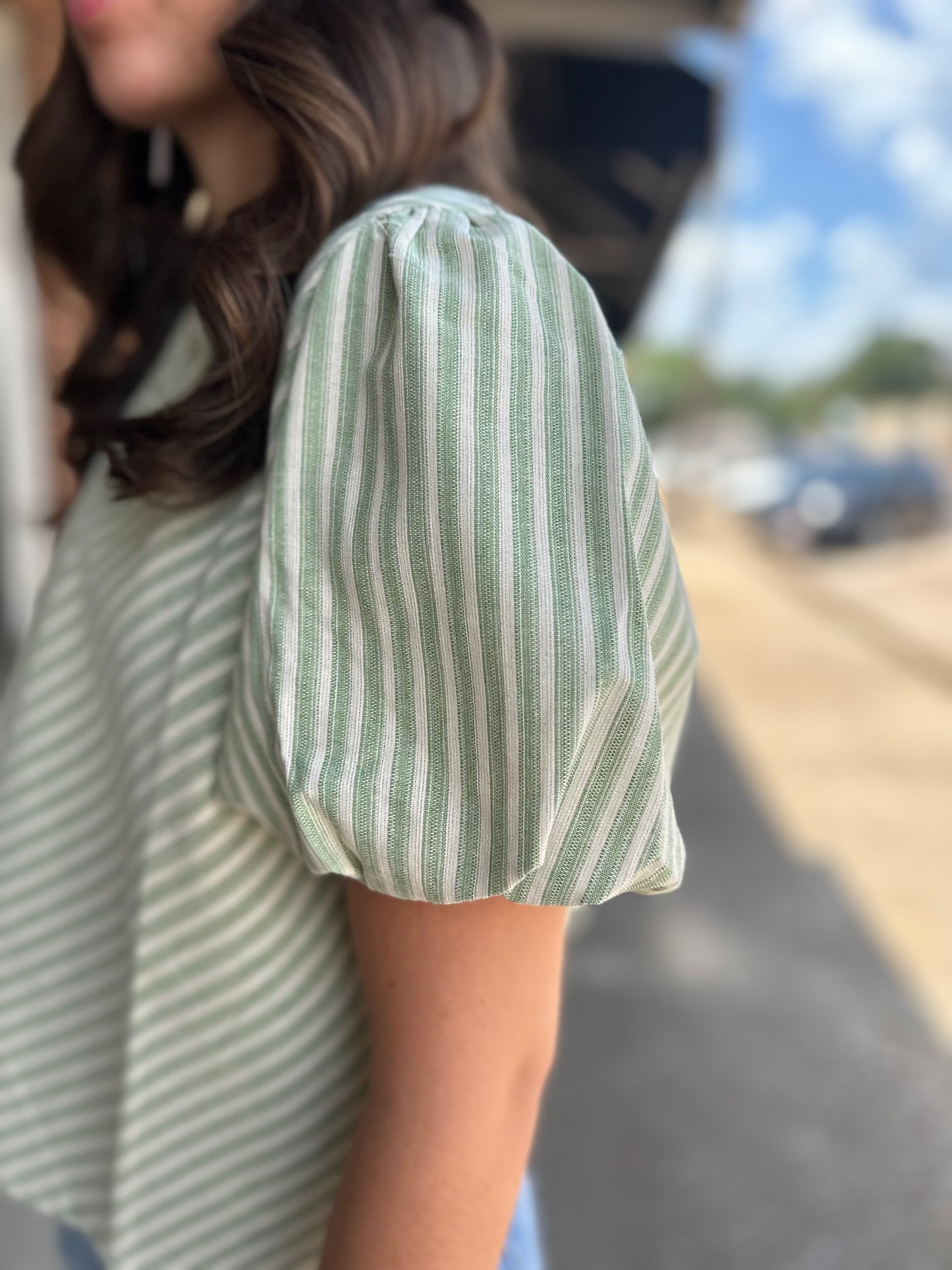 Chevron stripe vneck top