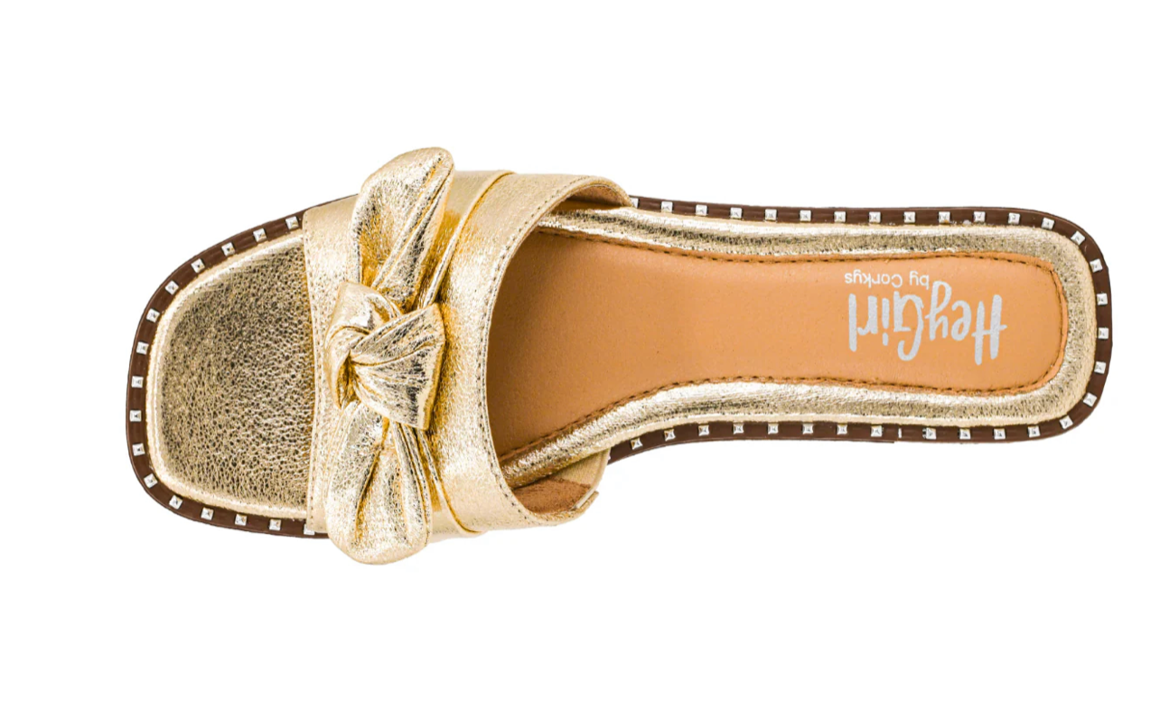 Clam Bake Sandal