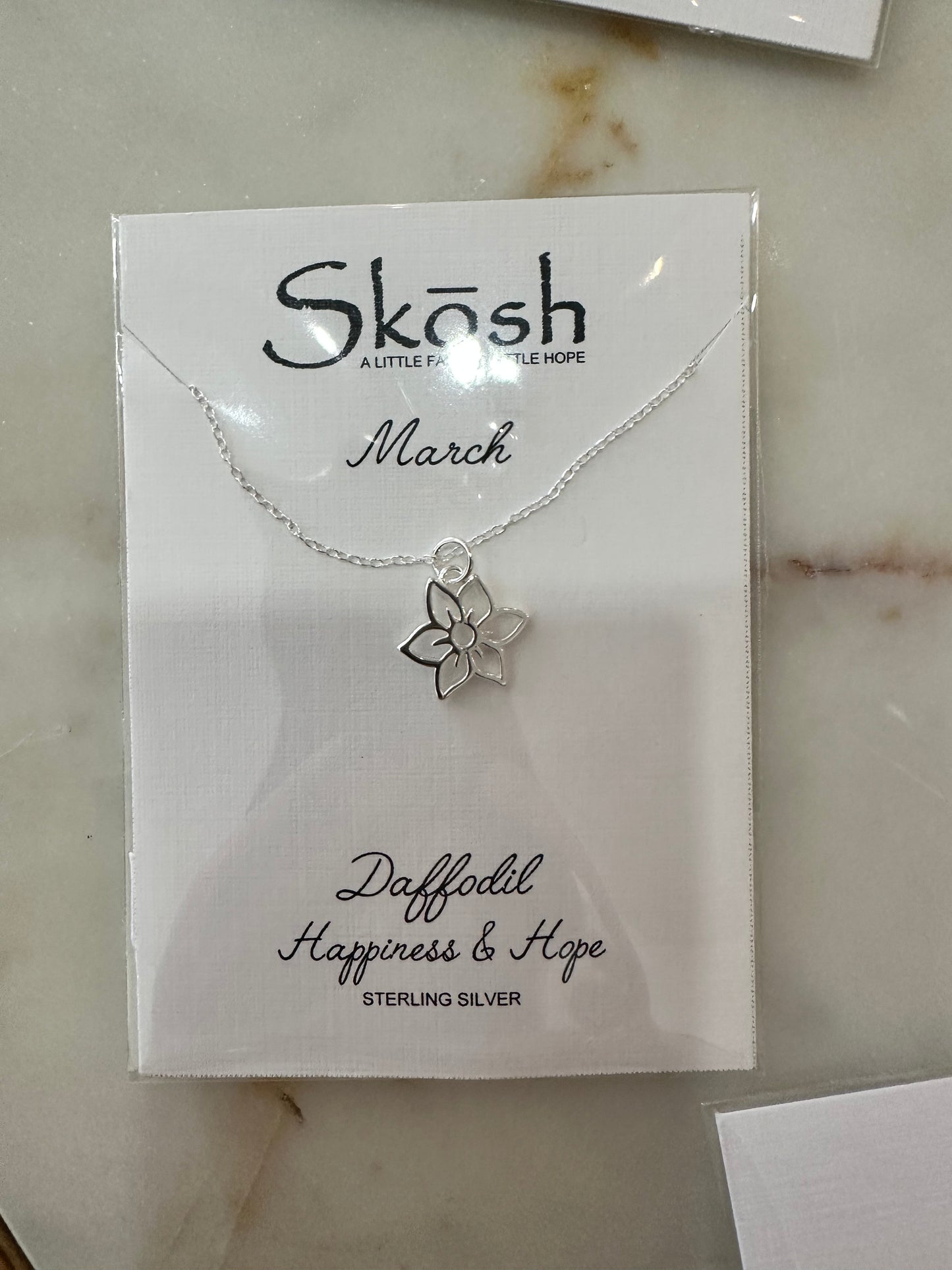 Skosh birth flower necklace