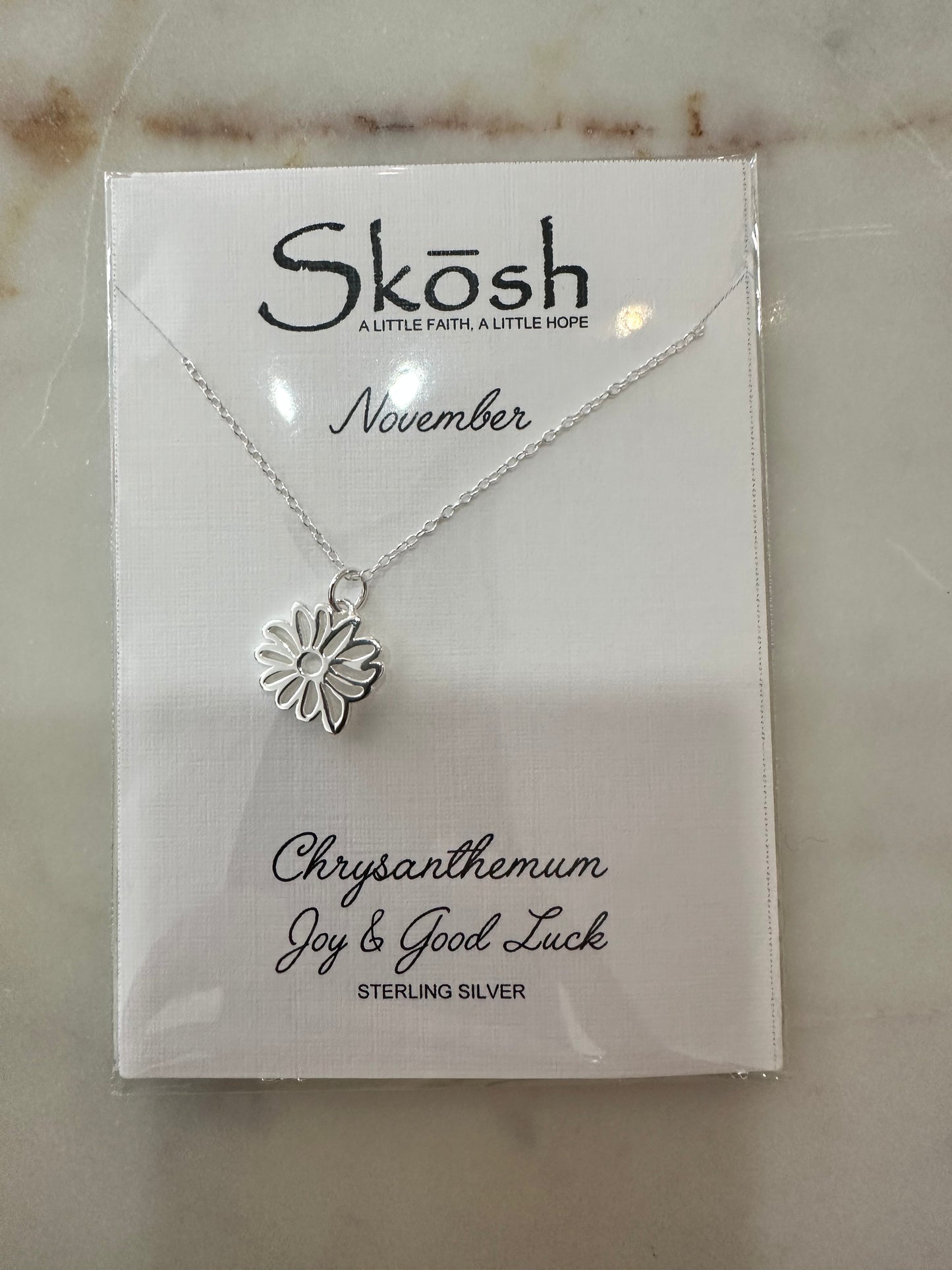 Skosh birth flower necklace