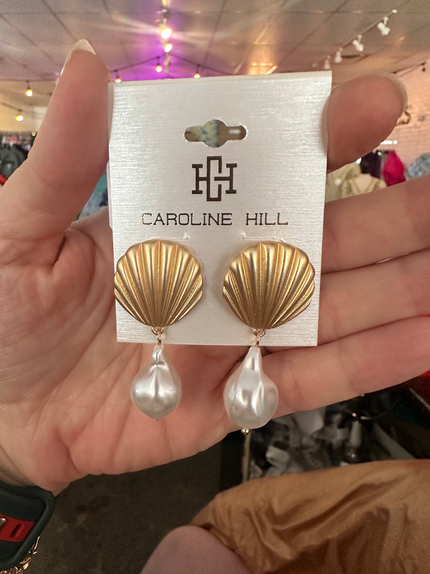 CH shell earring
