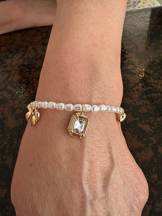 CH pearl bracelet
