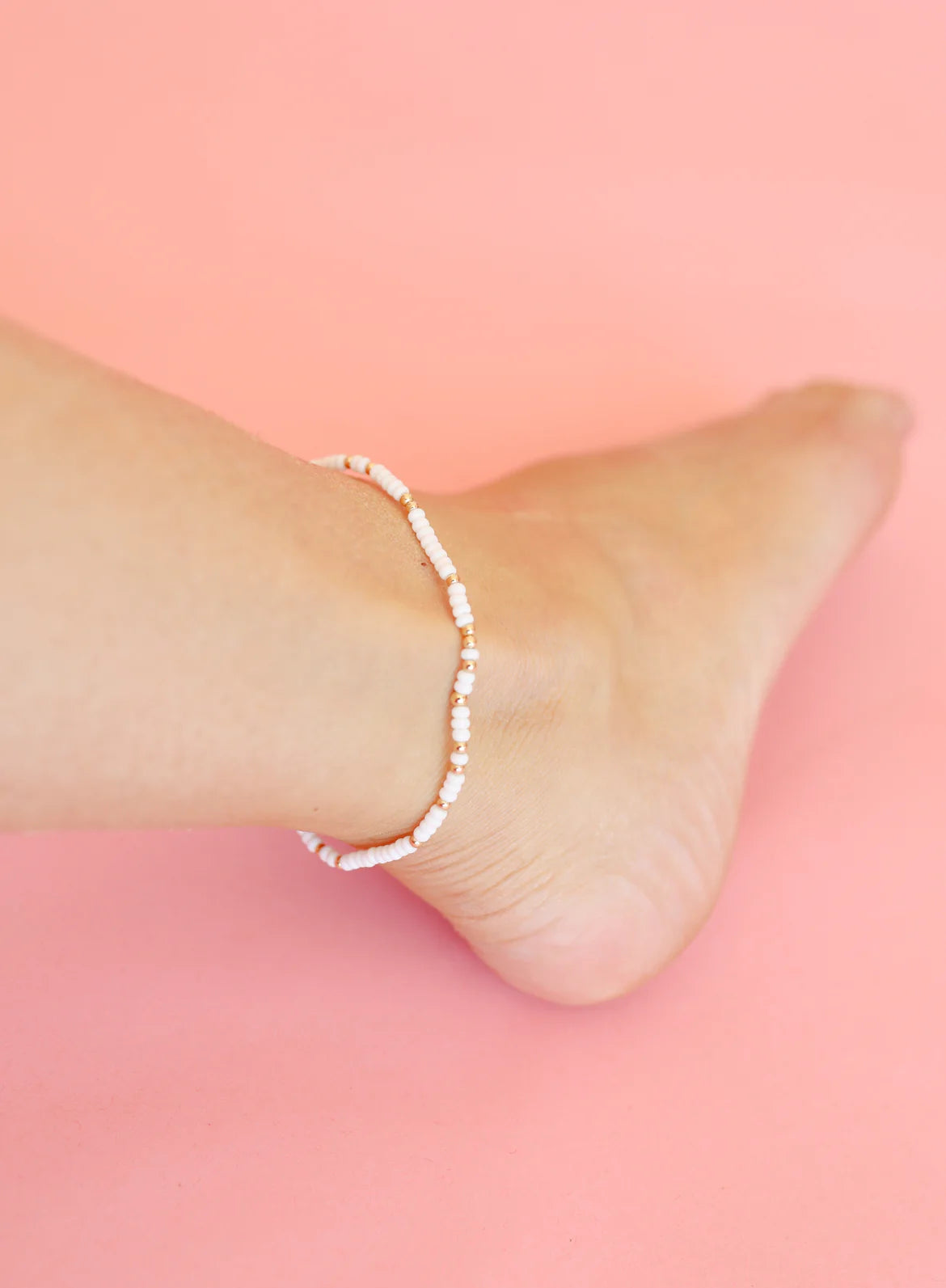 White Sprinkle Anklet in Gold
